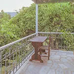Gasthuis Private Wing Of A Greek Island Estate With Vineyard, Exclusive Grounds & Hosted Experiences Skiathos-stad