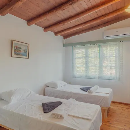 Art Residency & Affittacamere Città di Skiathos