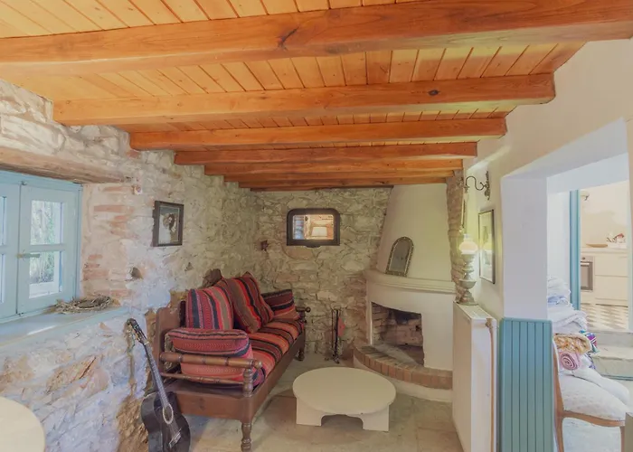 בית הארחה Private Wing Of A Greek Island Estate With Vineyard, Exclusive Grounds & Hosted Experiences 3*