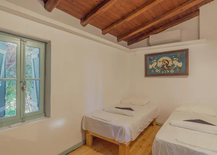 Private Wing Of A Greek Island Estate With Vineyard, Exclusive Grounds & Hosted Experiences 3*